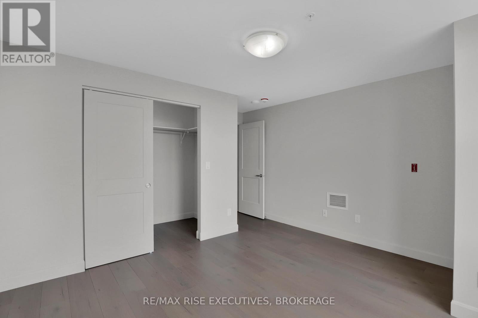 305 - 1080 Terra Verde Way, Kingston (City Northwest), ON