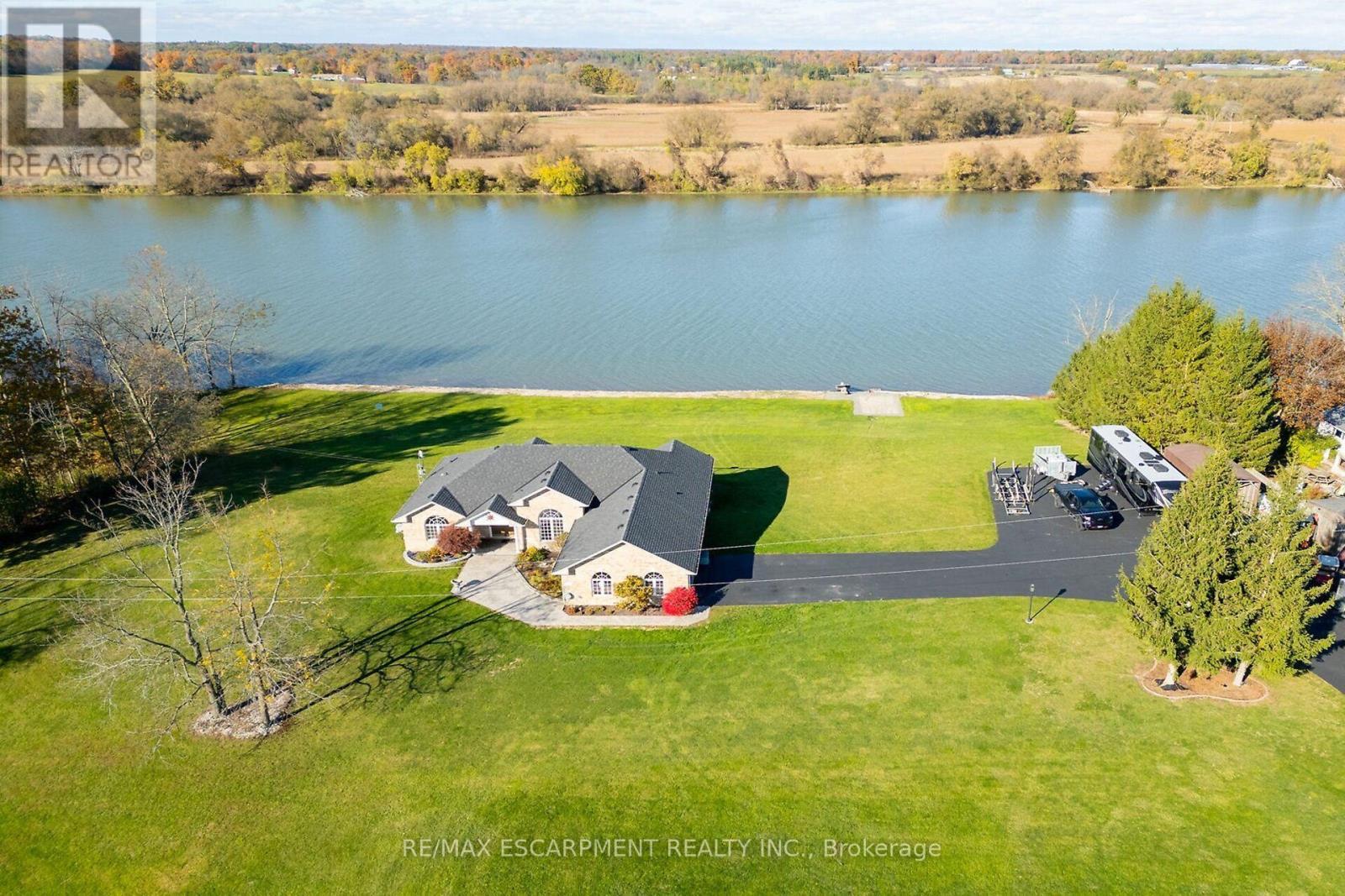1140 River Road, Haldimand, ON - Outdoor With Body Of Water With View