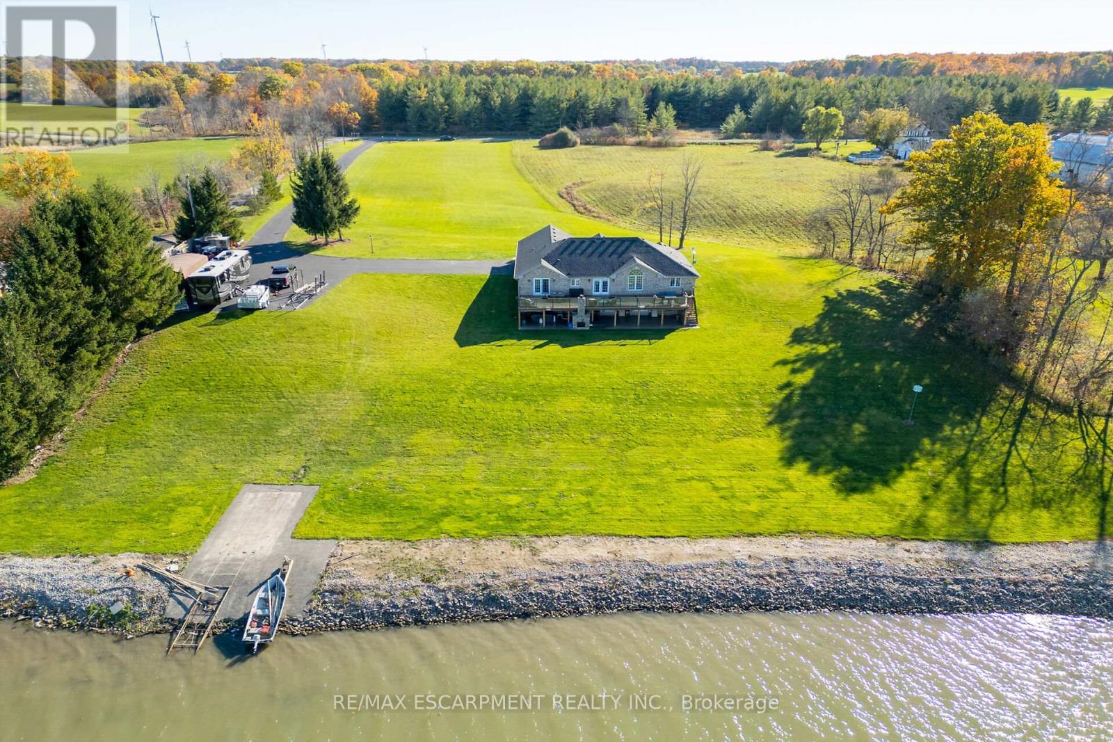 1140 River Road, Haldimand, ON - Outdoor With Body Of Water With View