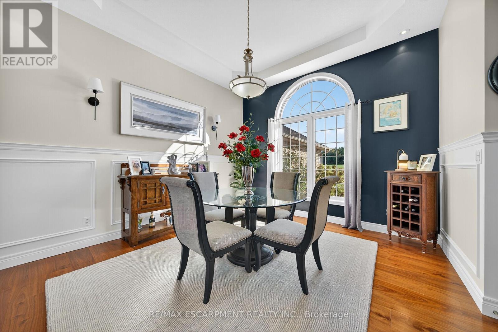 1140 River Road, Haldimand, ON - Indoor Photo Showing Dining Room