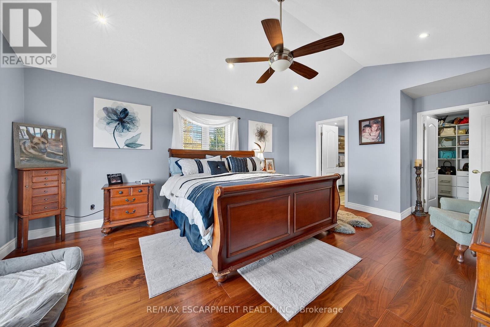 1140 River Road, Haldimand, ON - Indoor Photo Showing Bedroom