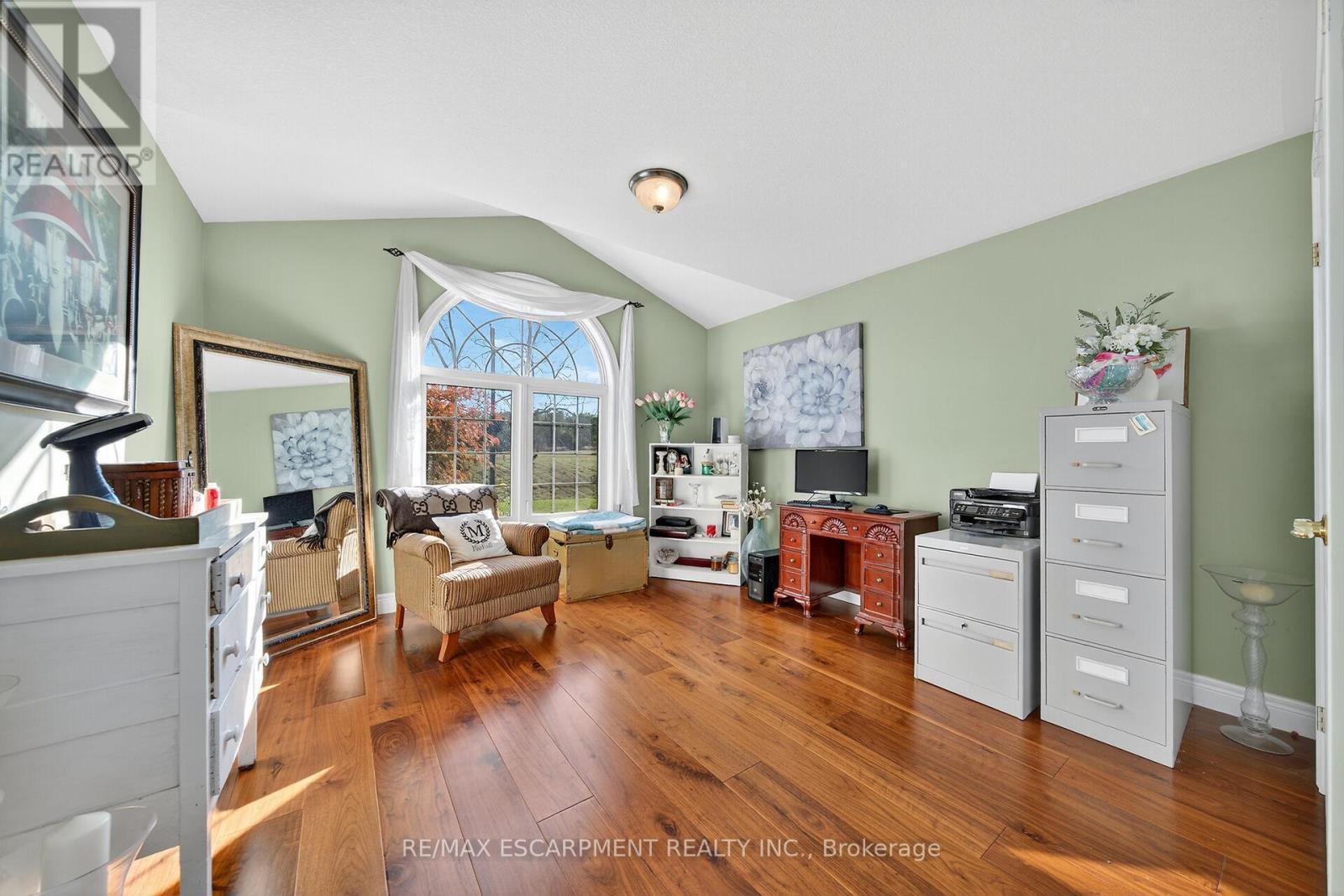 1140 River Road, Haldimand, ON - Indoor