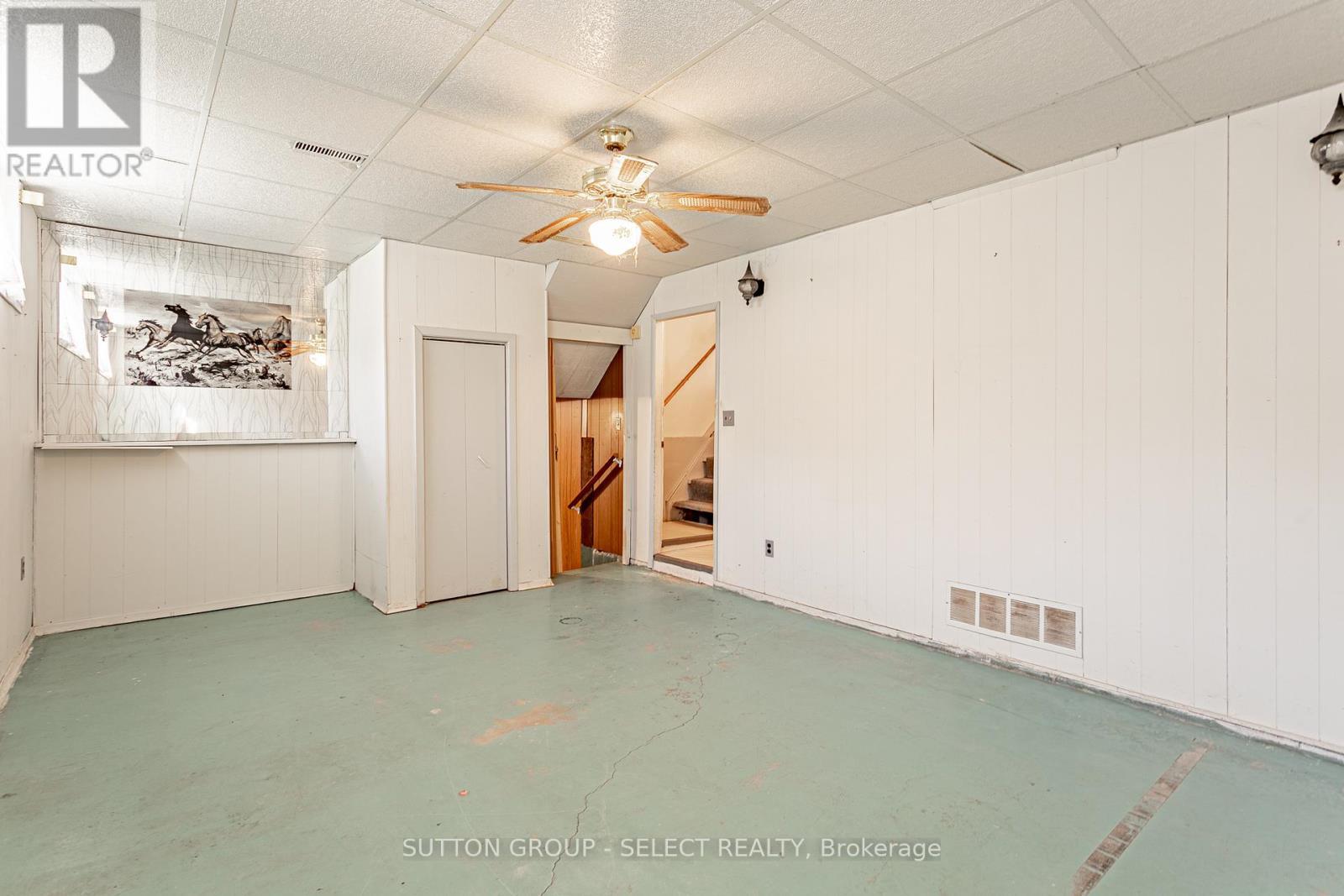 323 Base Line Road W, London South (South D), ON - Indoor Photo Showing Other Room