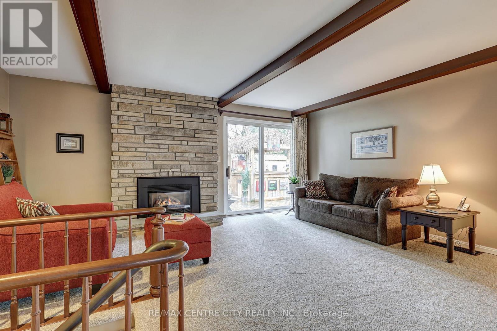 9255 West Street, Bayham (Straffordville), ON - Indoor Photo Showing Living Room With Fireplace
