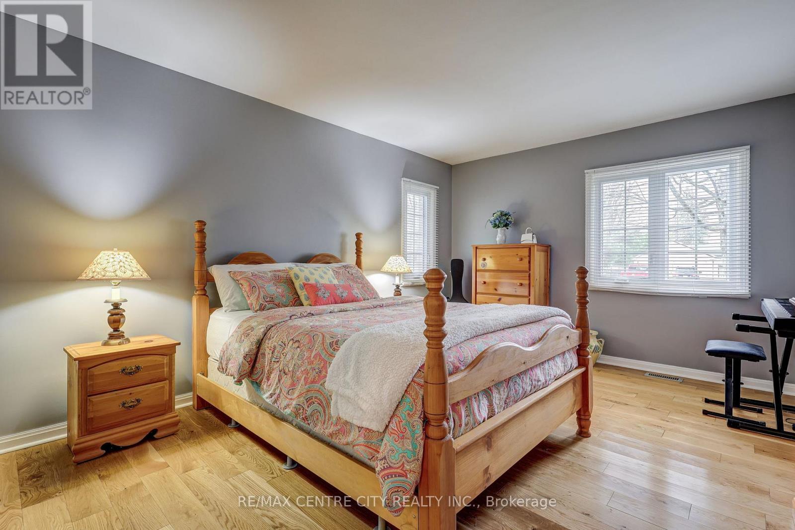 9255 West Street, Bayham (Straffordville), ON - Indoor Photo Showing Bedroom