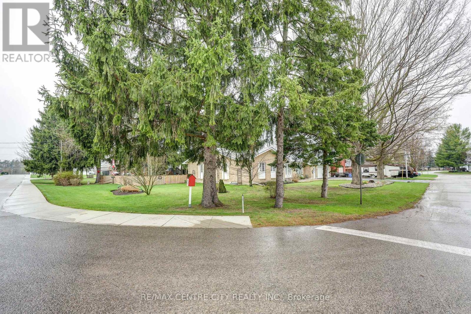 9255 West Street, Bayham (Straffordville), ON - Outdoor