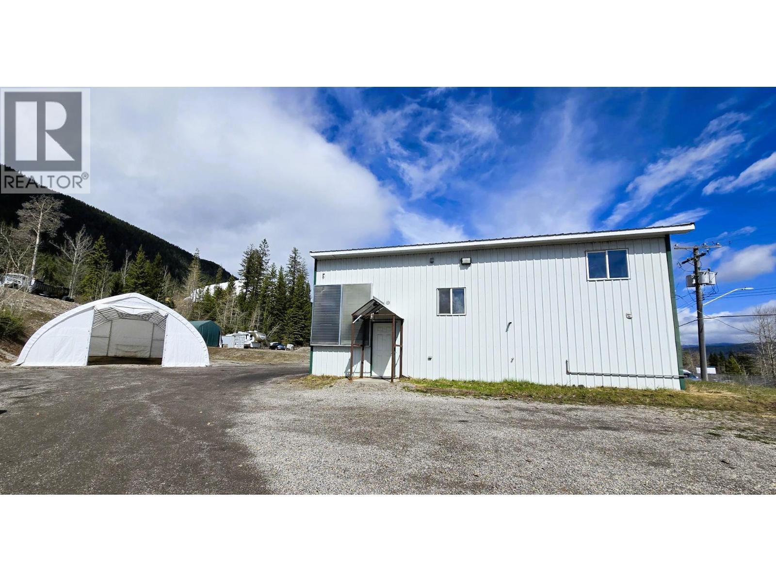 7 Inkaneep Road, Elkford, BC