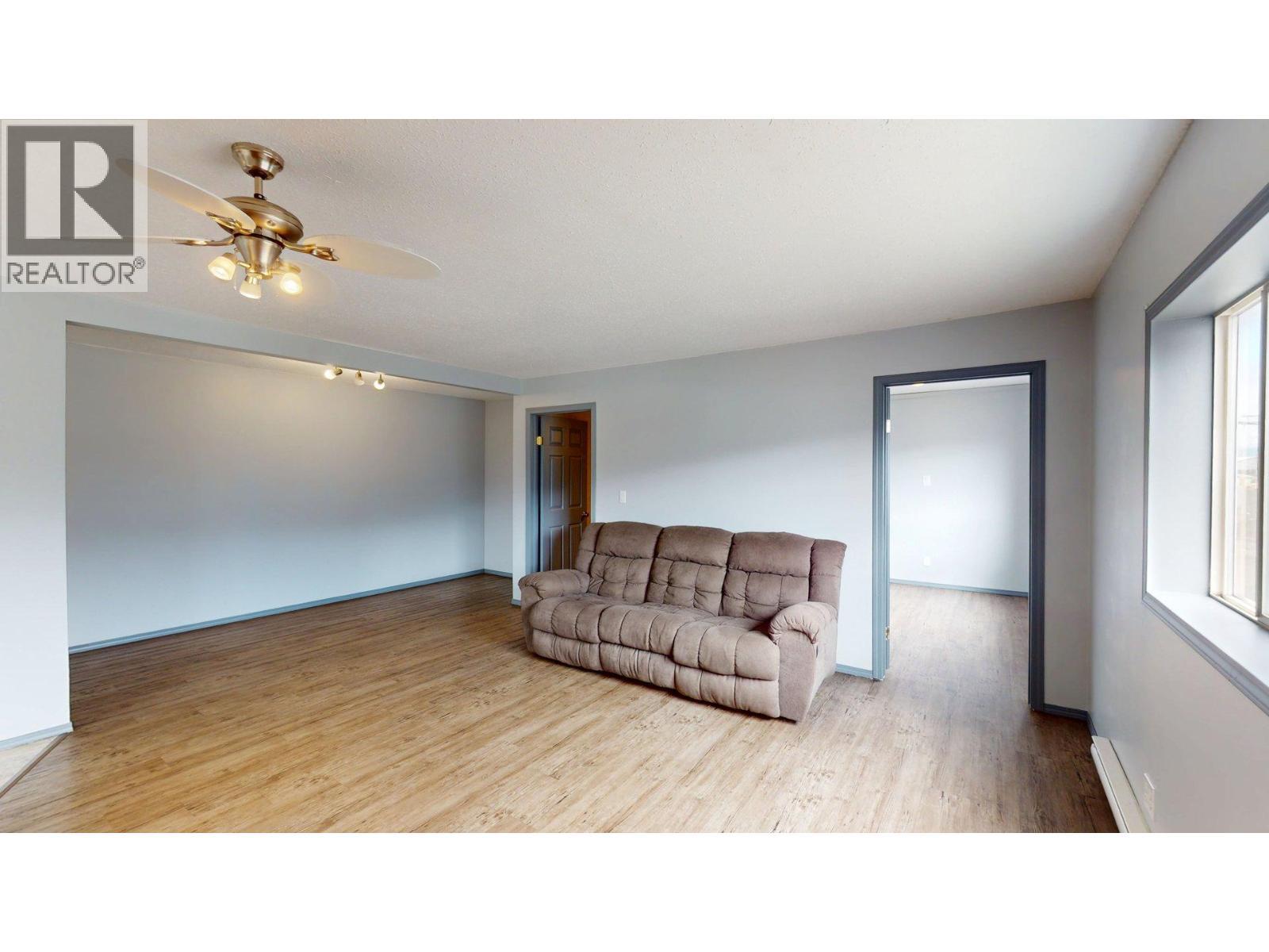 7 Inkaneep Road, Elkford, BC