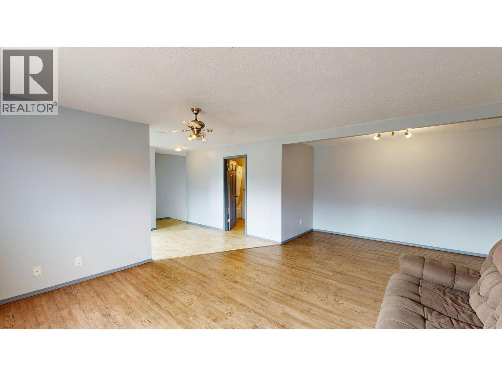 7 Inkaneep Road, Elkford, BC