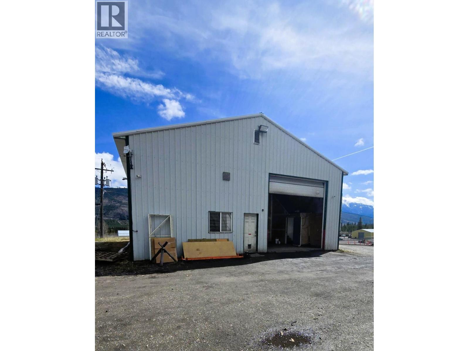 7 Inkaneep Road, Elkford, BC