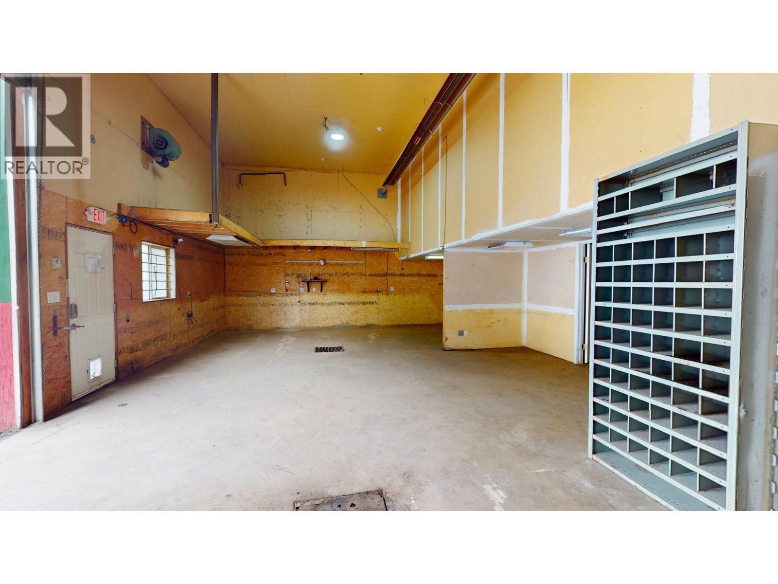 7 Inkaneep Road, Elkford, BC