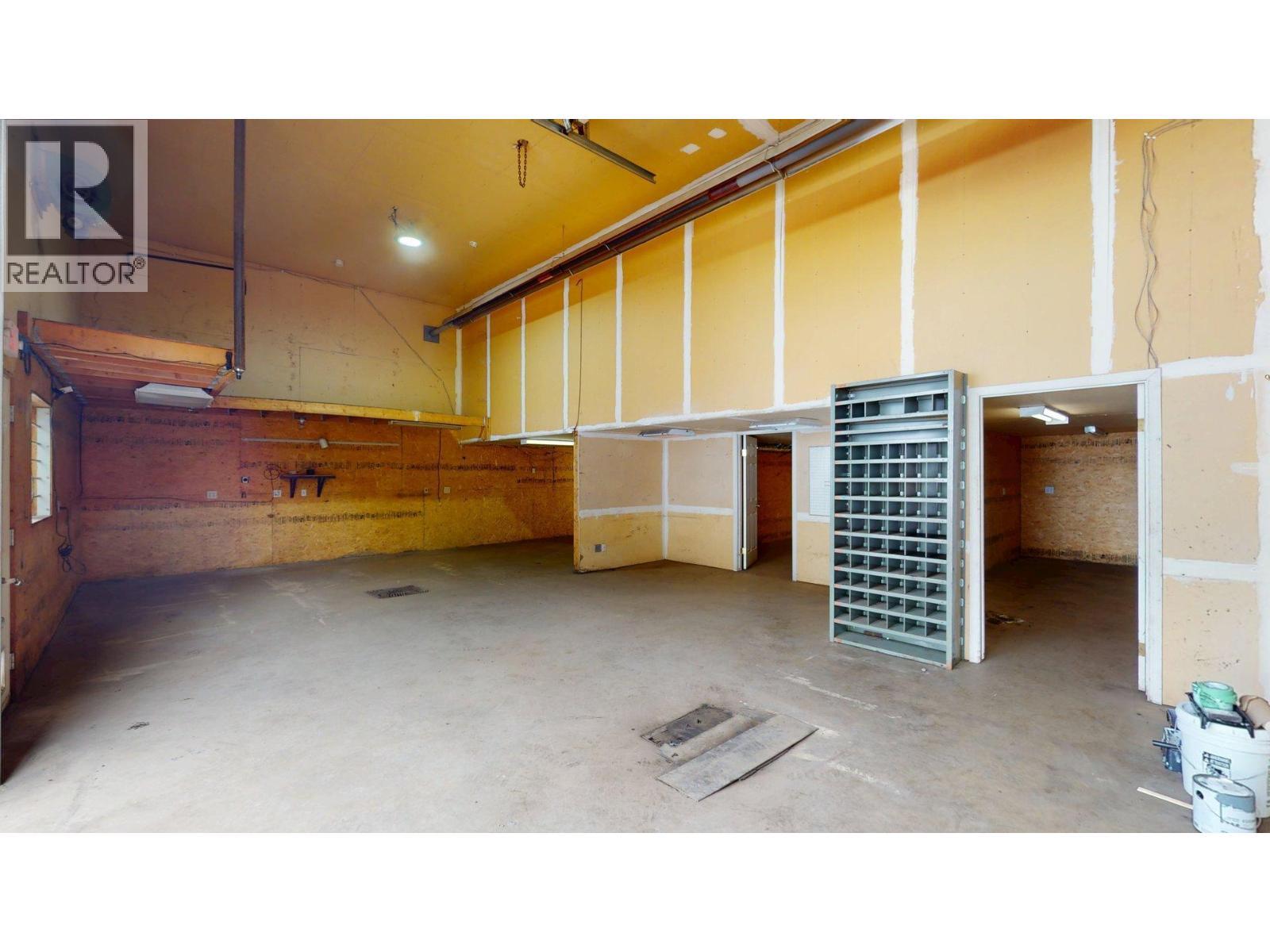 7 Inkaneep Road, Elkford, BC