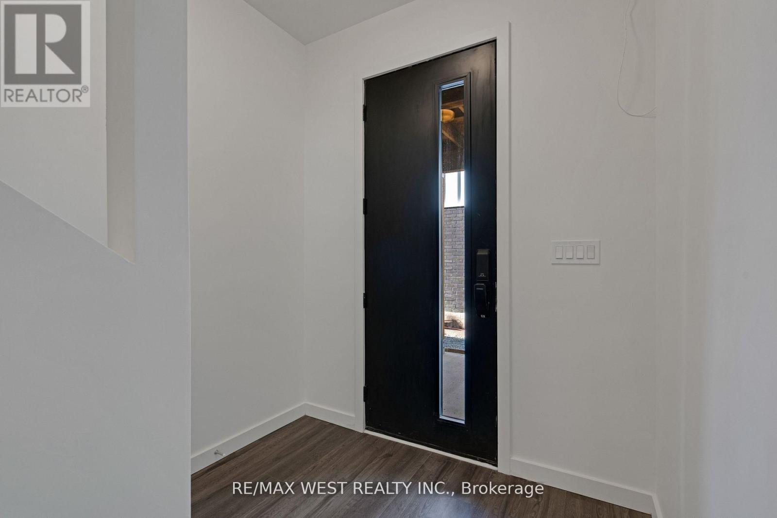 10 Rainwater Lane, Barrie, ON -