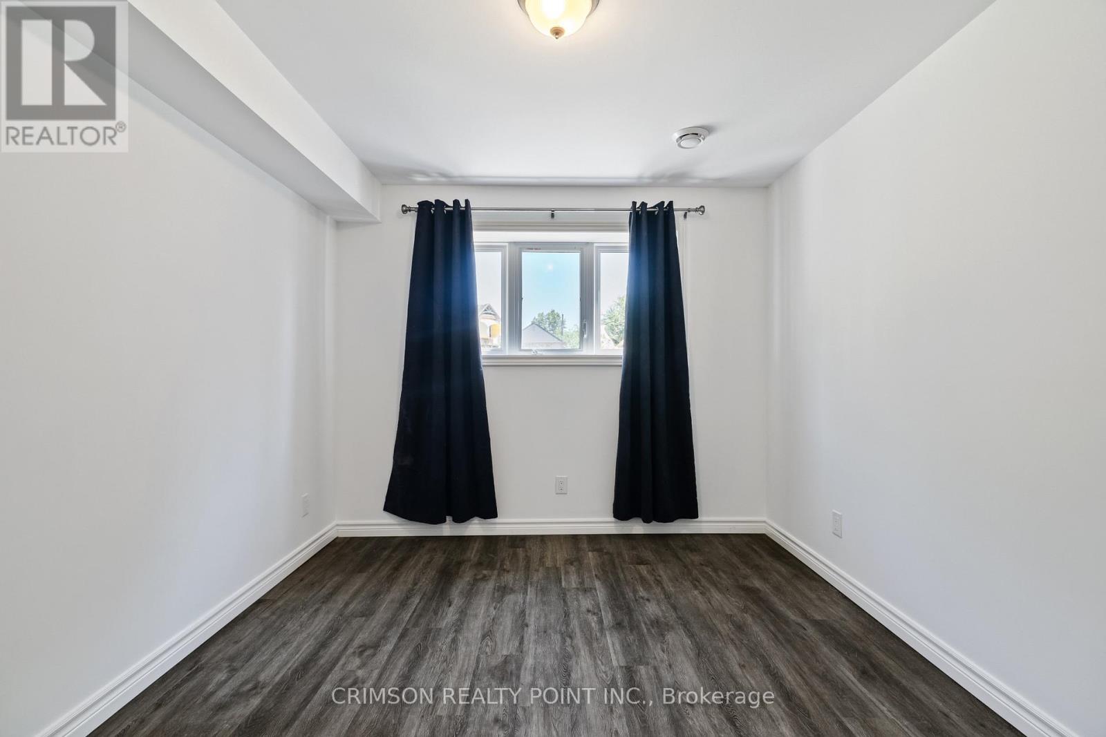 11 Edith Street, St. Catharines, ON - Indoor Photo Showing Other Room