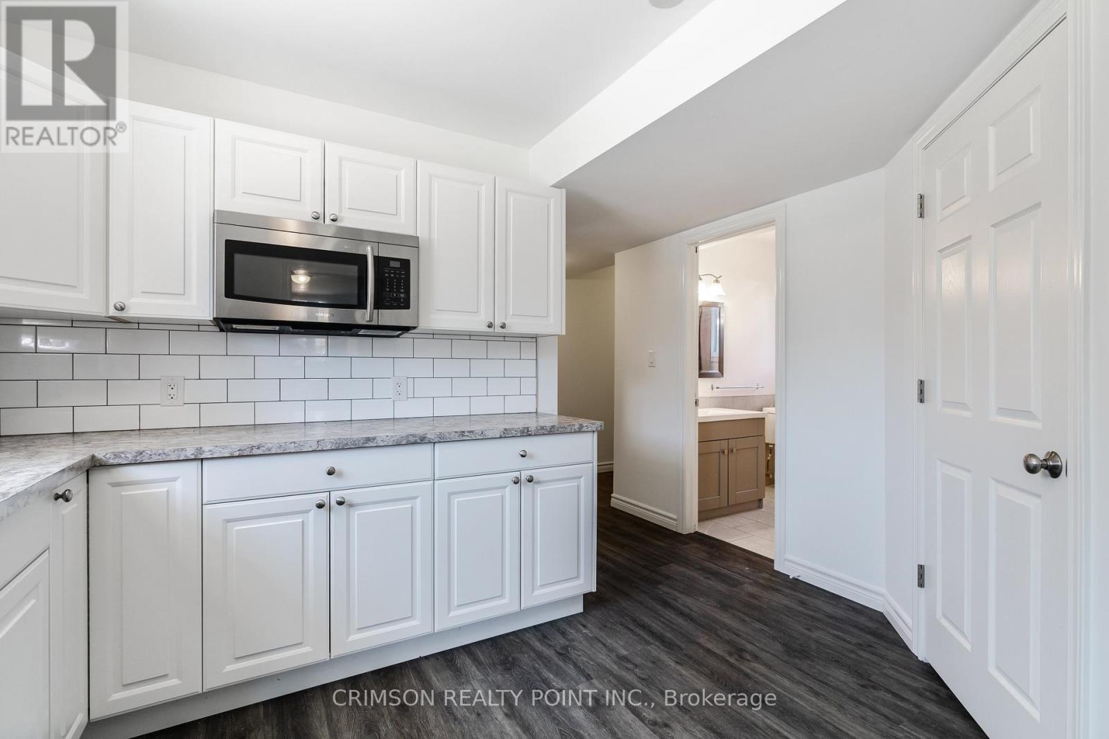 11 Edith Street, St. Catharines, ON - Indoor Photo Showing Kitchen