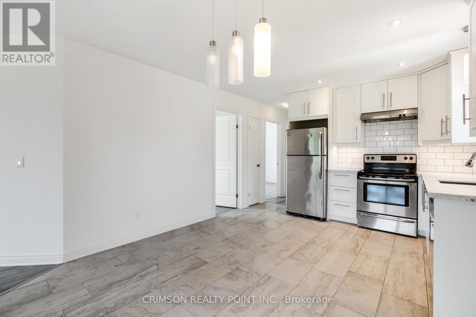 11 Edith Street, St. Catharines, ON - Indoor Photo Showing Kitchen