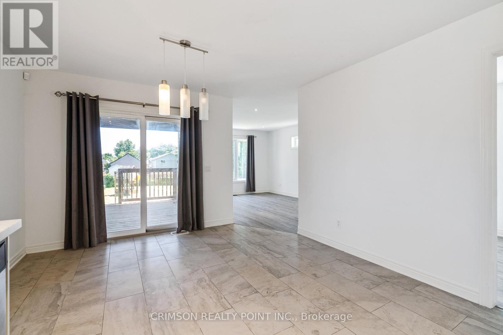 11 Edith Street, St. Catharines, ON - Indoor Photo Showing Other Room