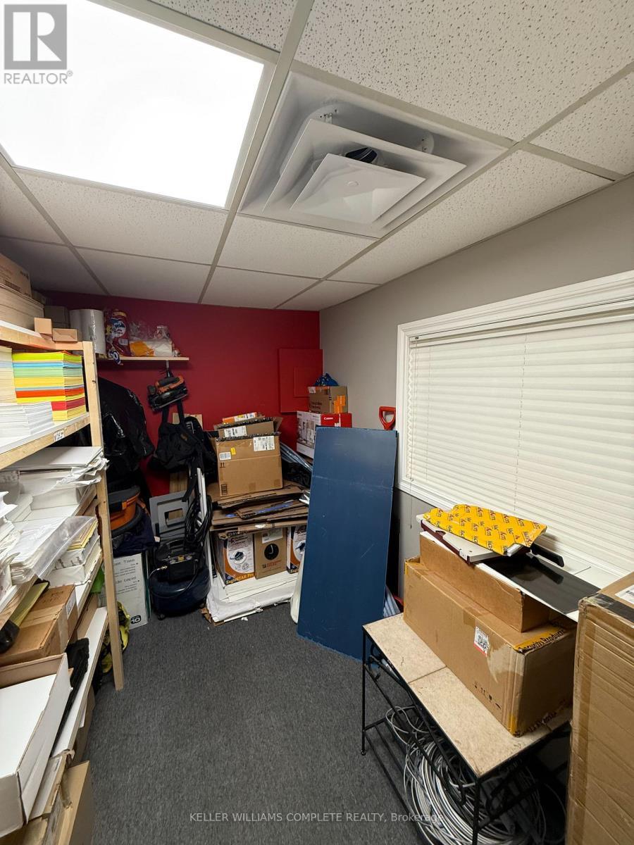 302 Brucedale Avenue, Hamilton, ON