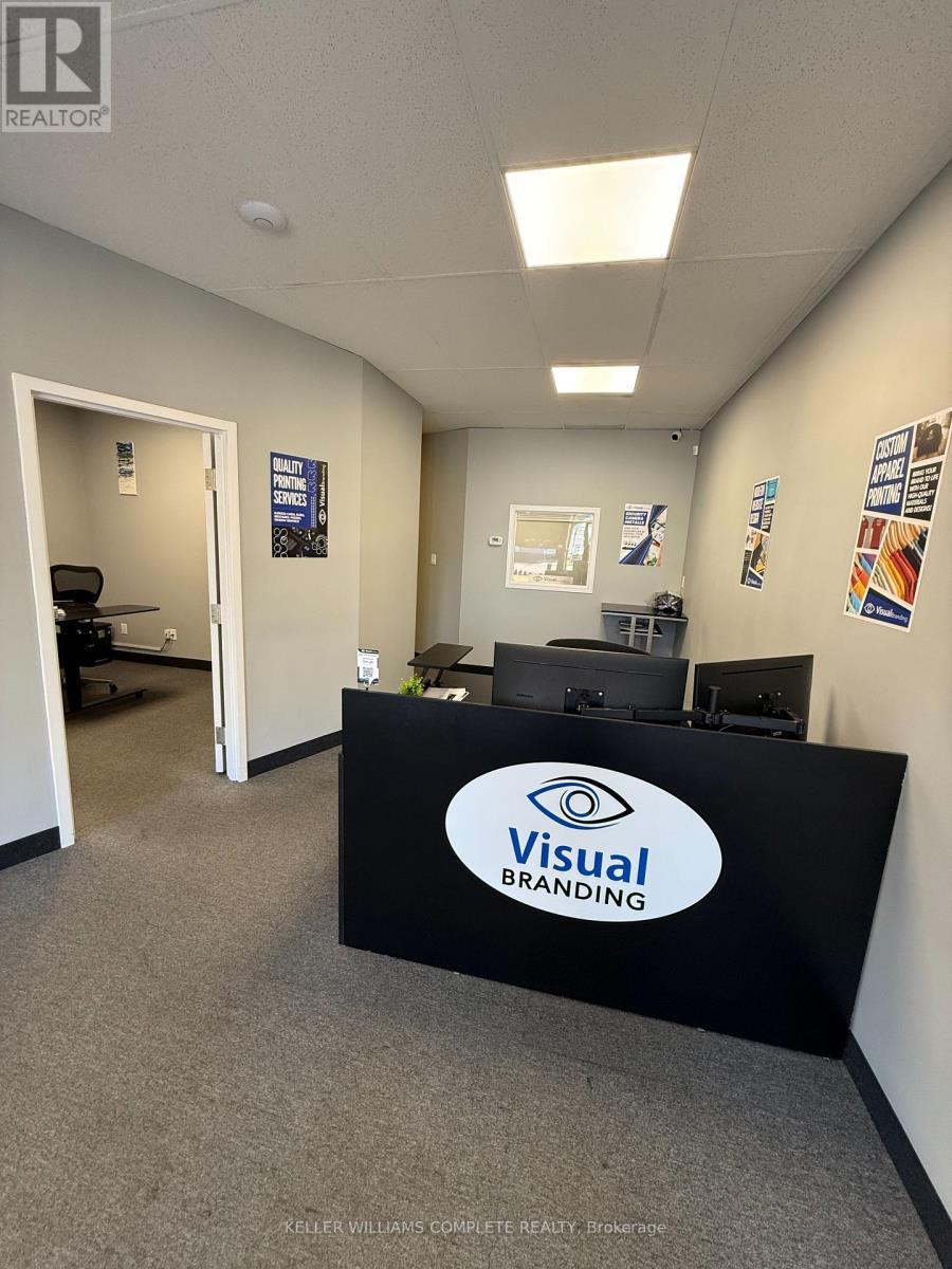 302 Brucedale Avenue, Hamilton, ON