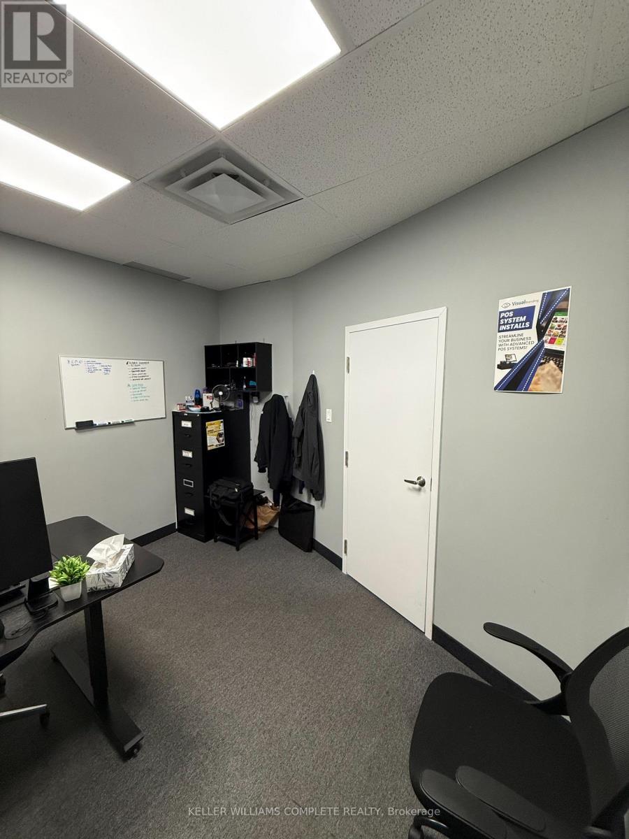 302 Brucedale Avenue, Hamilton, ON