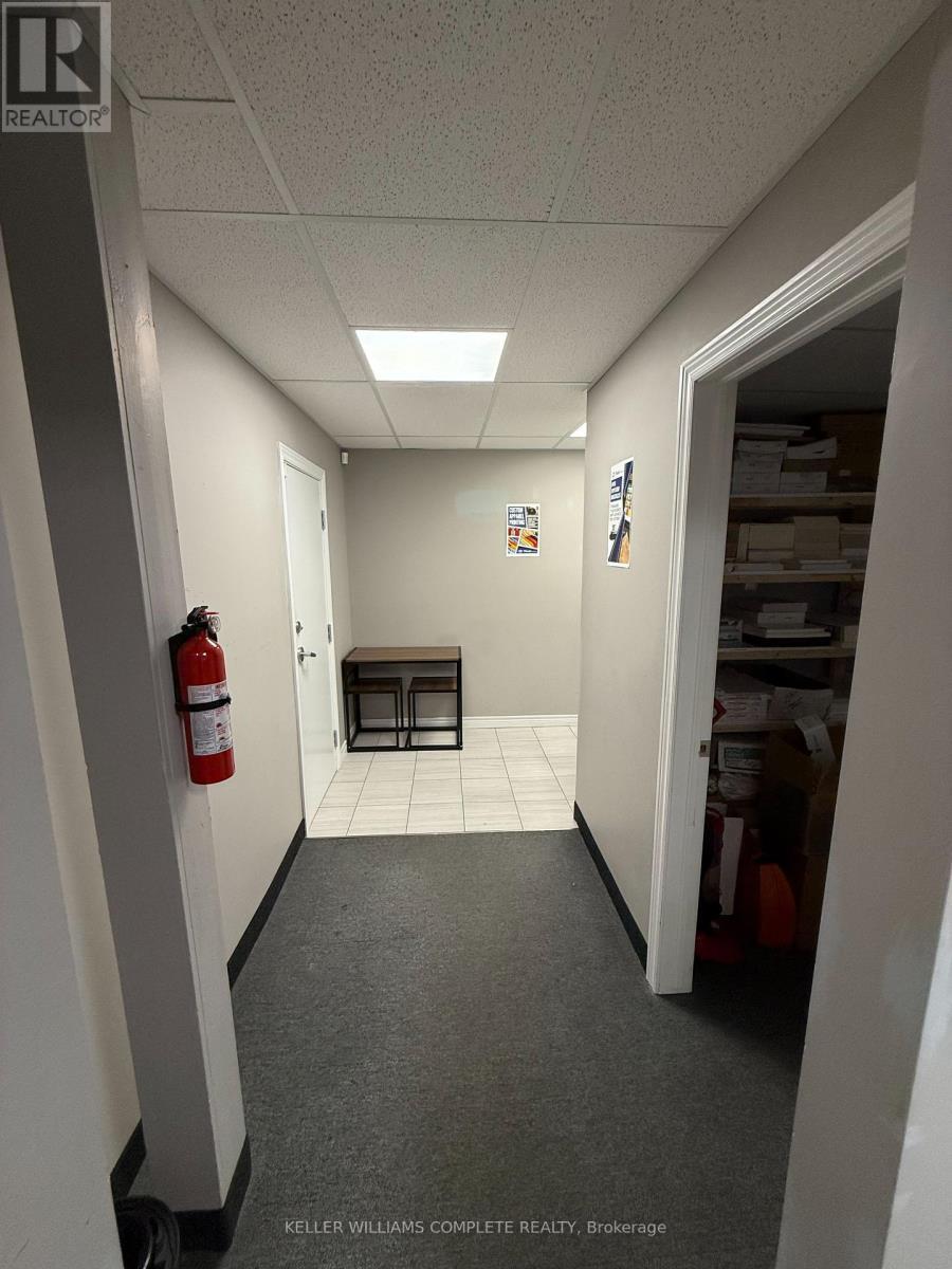 302 Brucedale Avenue, Hamilton, ON