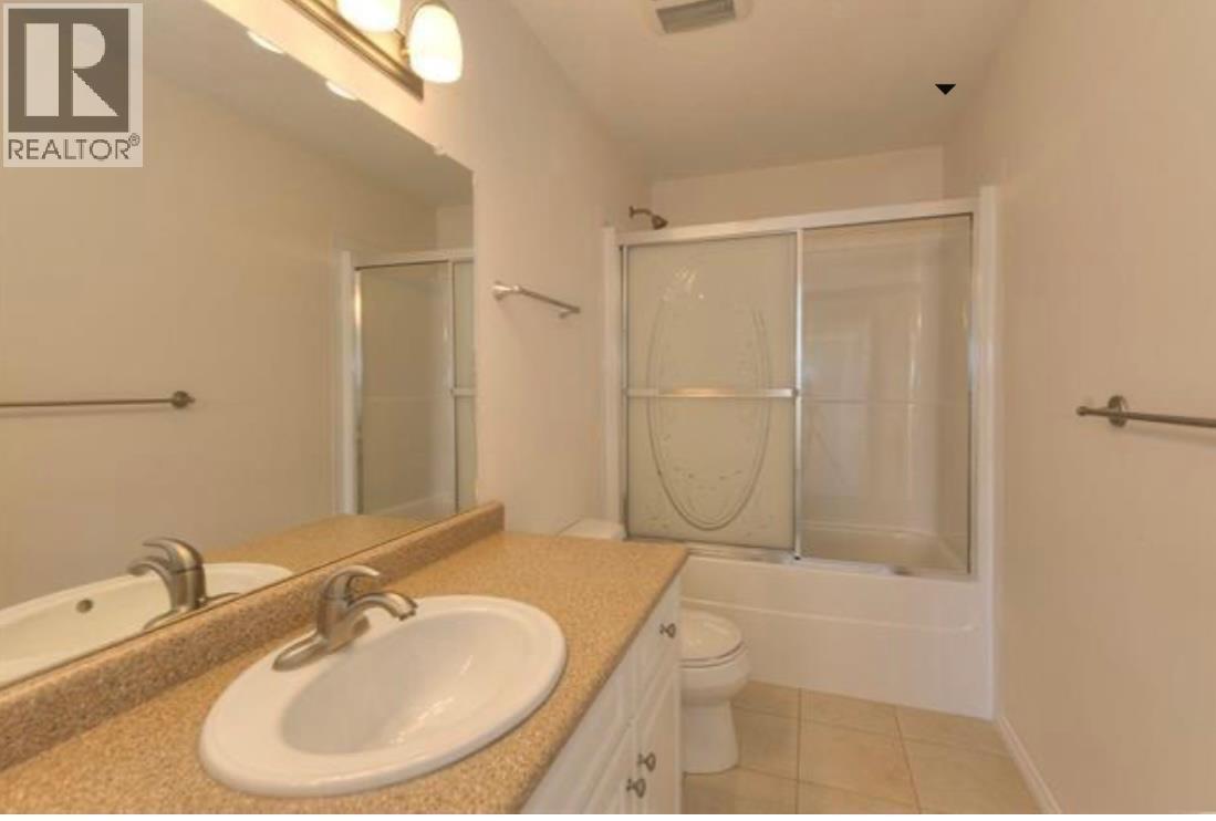 1967 Underhill Street Unit# 604, Kelowna, BC - Indoor Photo Showing Bathroom