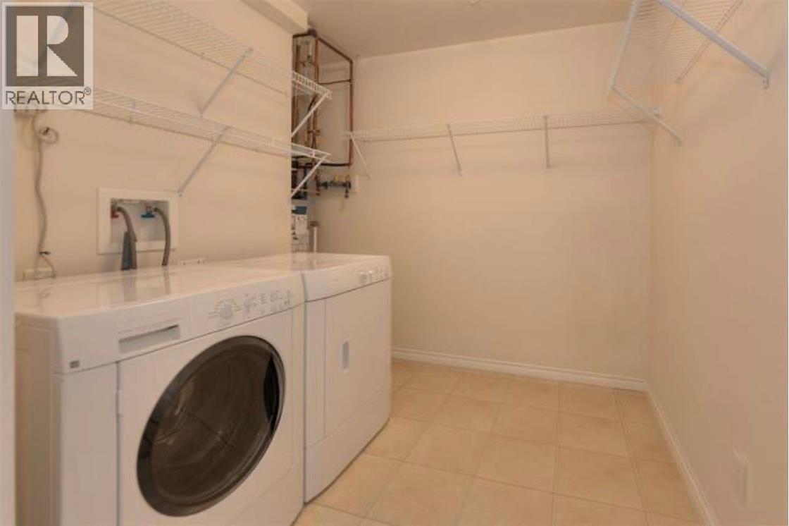 1967 Underhill Street Unit# 604, Kelowna, BC - Indoor Photo Showing Laundry Room