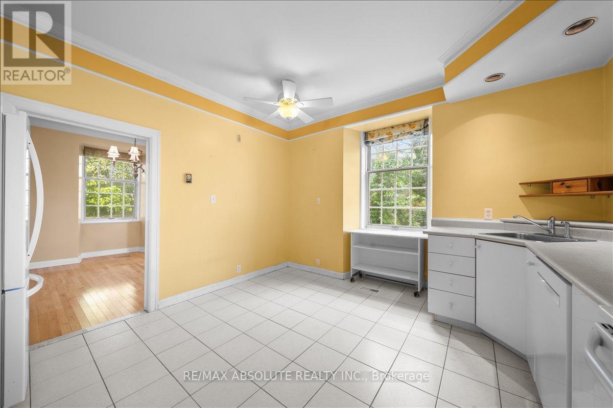 2932 Carp Road, Ottawa, ON - Indoor