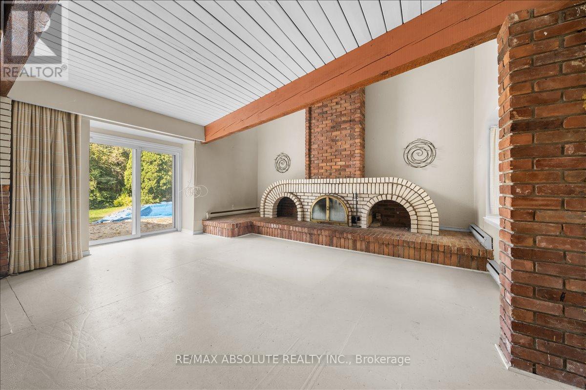 2932 Carp Road, Ottawa, ON - Indoor Photo Showing Other Room