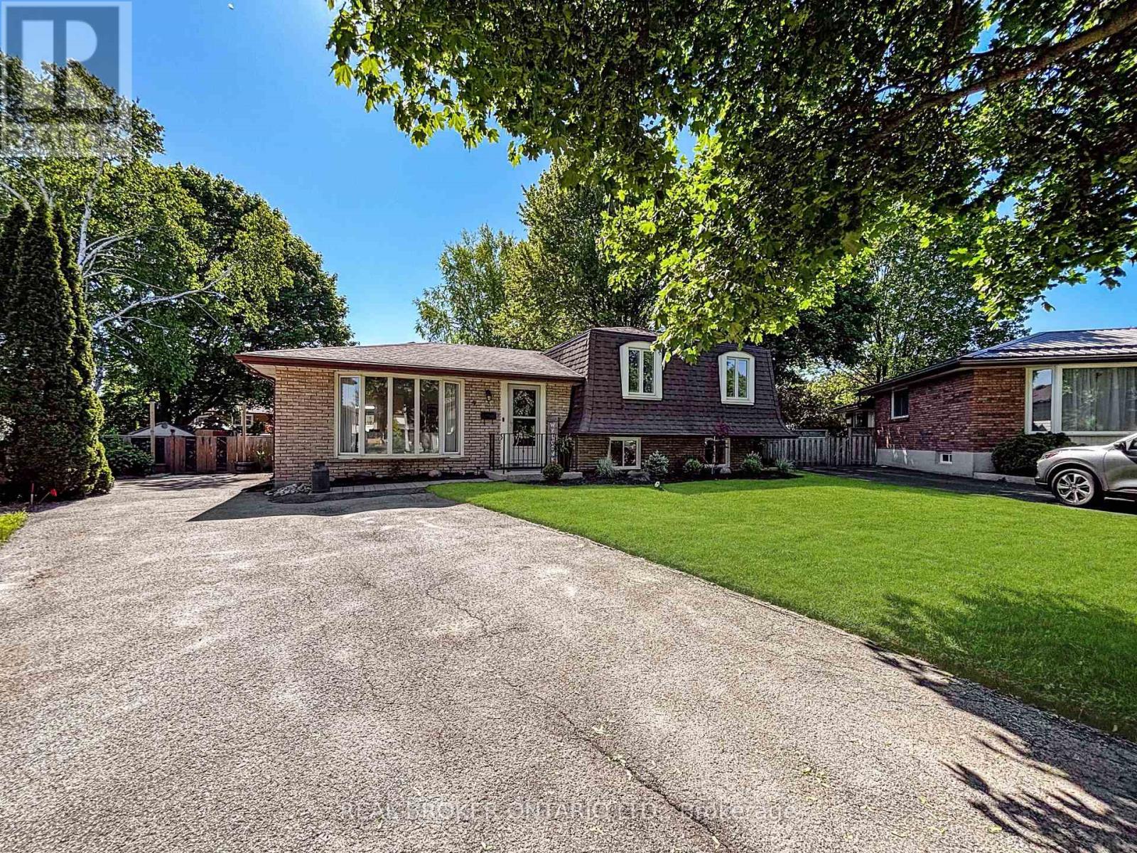 9 Normandy Circle, Norfolk, ON - Outdoor