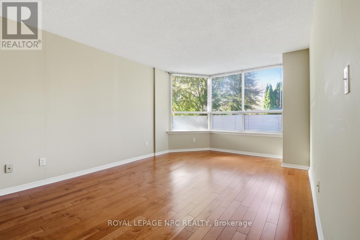 Primary Bedroom - 102 - 3 Towering Heights Boulevard, St. Catharines (Glendale/Glenridge), ON - Indoor Photo Showing Other Room