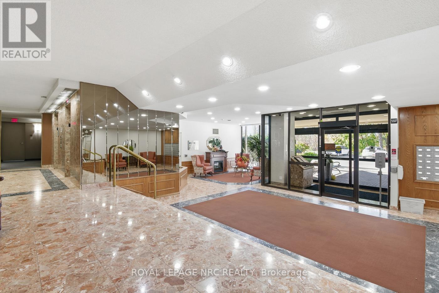 102 - 3 Towering Heights Boulevard, St. Catharines (Glendale/Glenridge), ON - Indoor Photo Showing Other Room