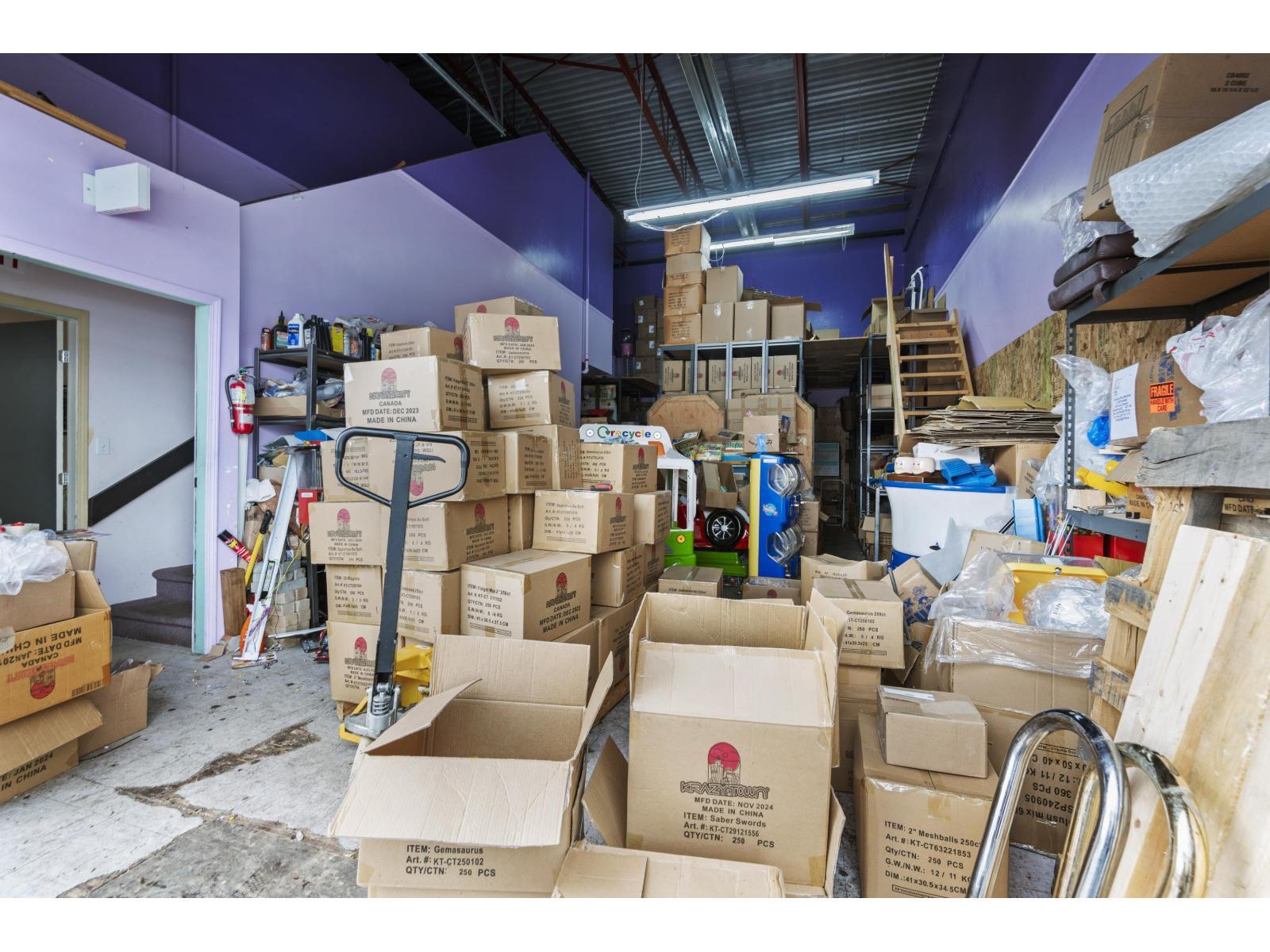 10 34100 South Fraser Way, Abbotsford, BC