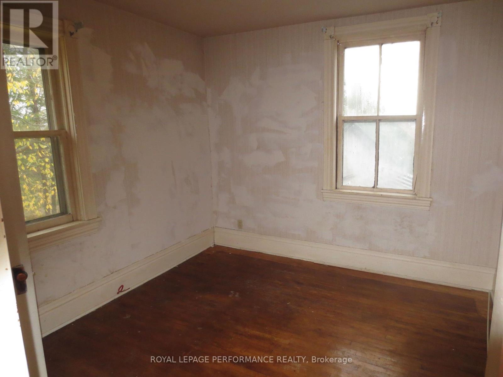 18491 Hughie Munro Street, North Glengarry, ON - Indoor Photo Showing Other Room