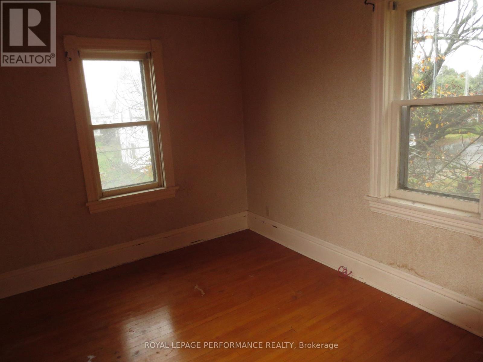 18491 Hughie Munro Street, North Glengarry, ON - Indoor Photo Showing Other Room