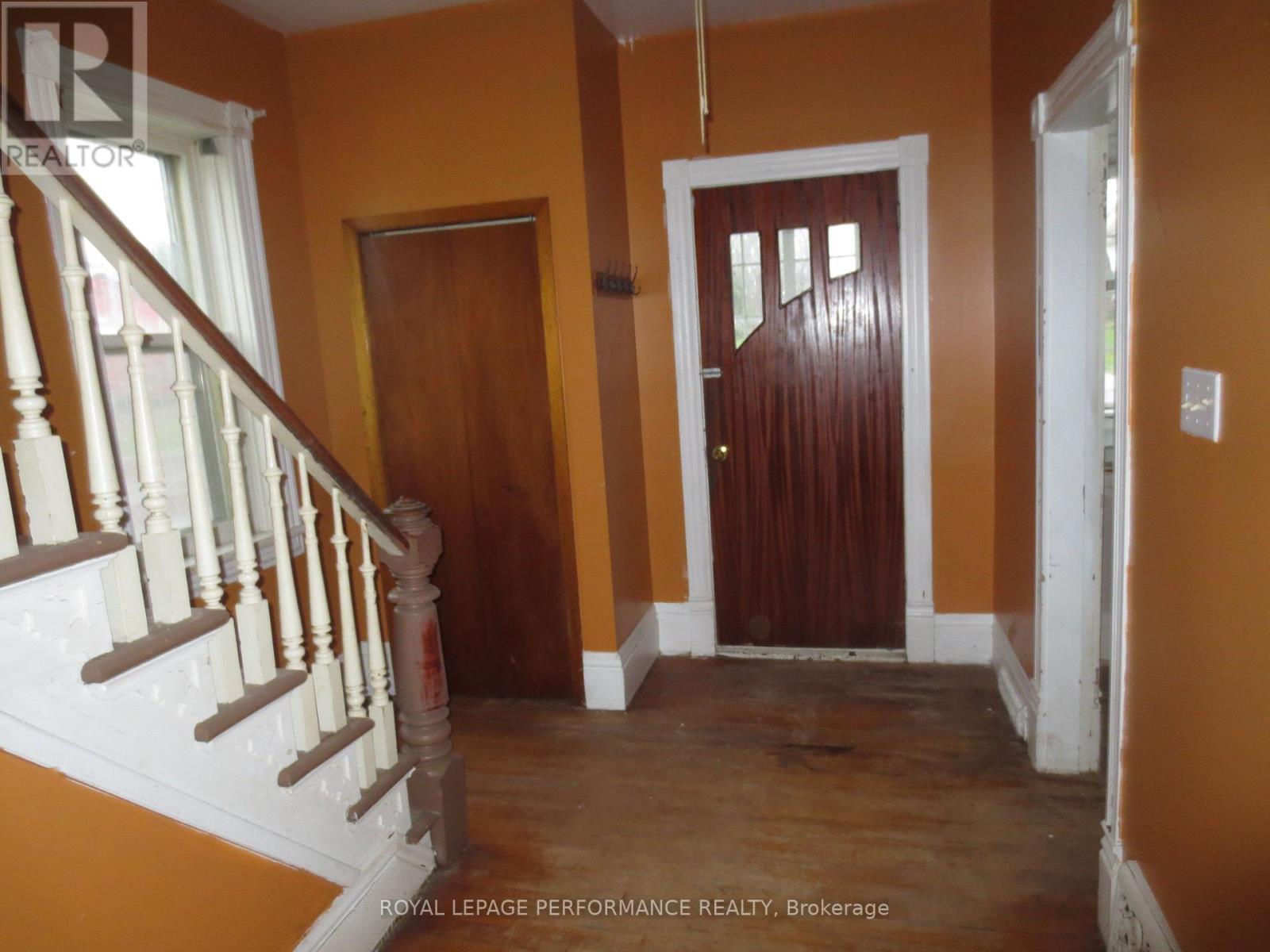 18491 Hughie Munro Street, North Glengarry, ON - Indoor Photo Showing Other Room