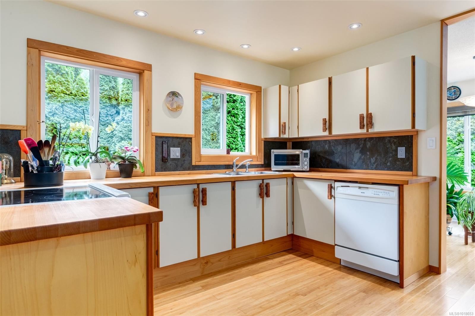 2897 Fuller Lake Rd, Chemainus, BC