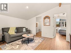 Living space suite 2 -