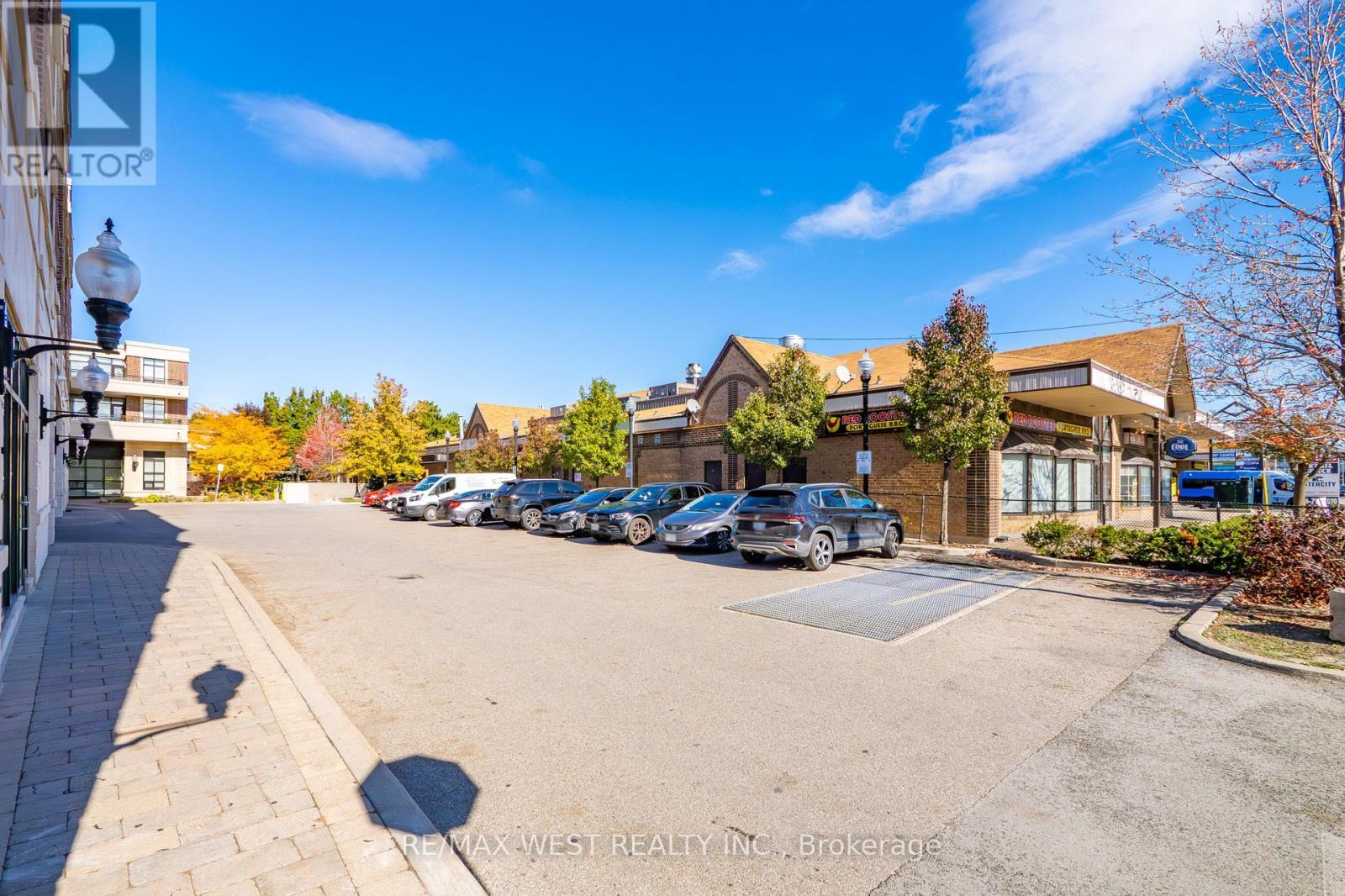 7 - 2396 Major Mackenzie Drive W, Vaughan, ON