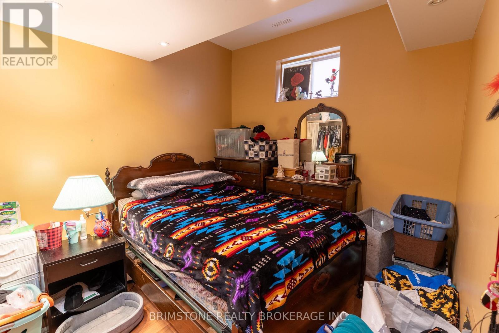 6 Silvercreek Crescent, Barrie, ON - Indoor Photo Showing Bedroom