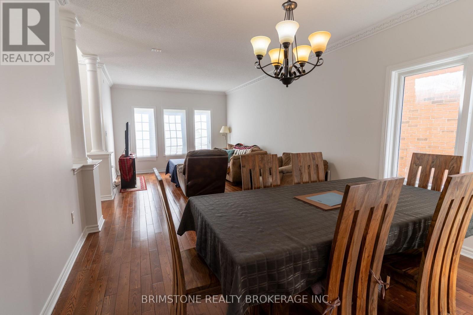 6 Silvercreek Crescent, Barrie, ON - Indoor Photo Showing Dining Room