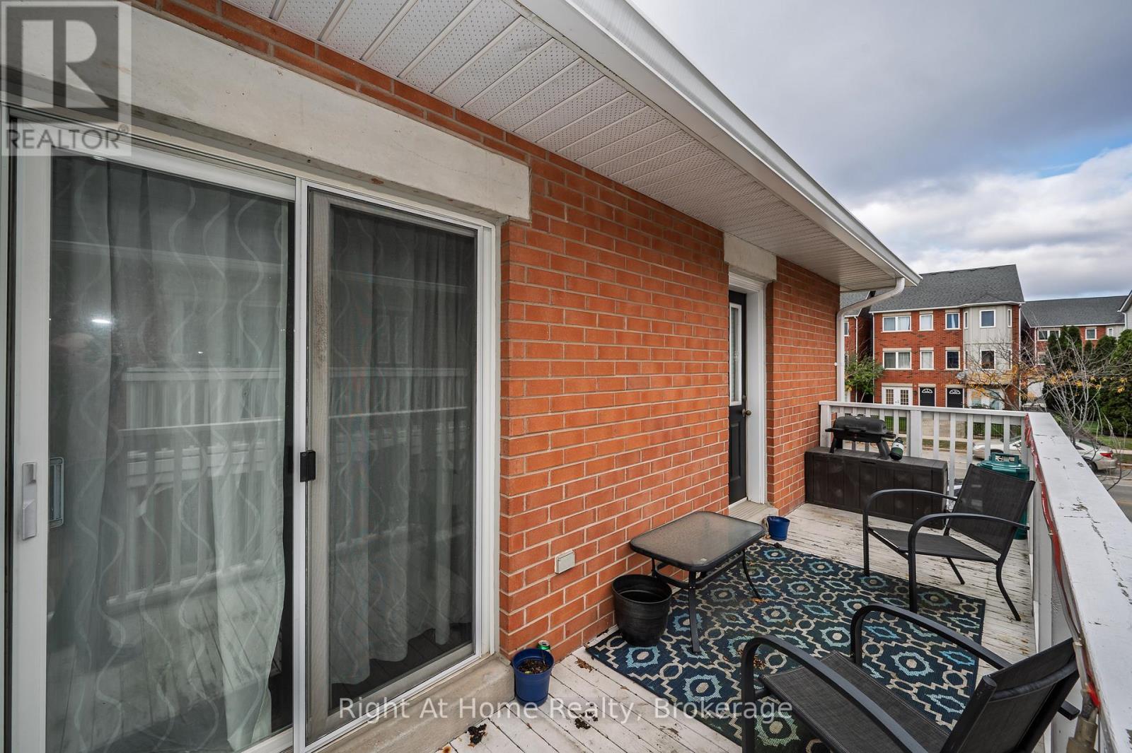 706 - 1701 Lampman Avenue, Burlington (Uptown), ON - Outdoor With Balcony With Exterior