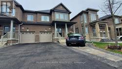 #MAIN&2ND - 19 CHOUINARD WAY Aurora, ON L4G 0V9