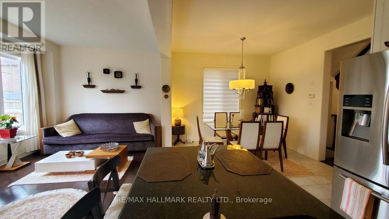 #Main&2Nd - 19 Chouinard Way, Aurora, ON - Indoor