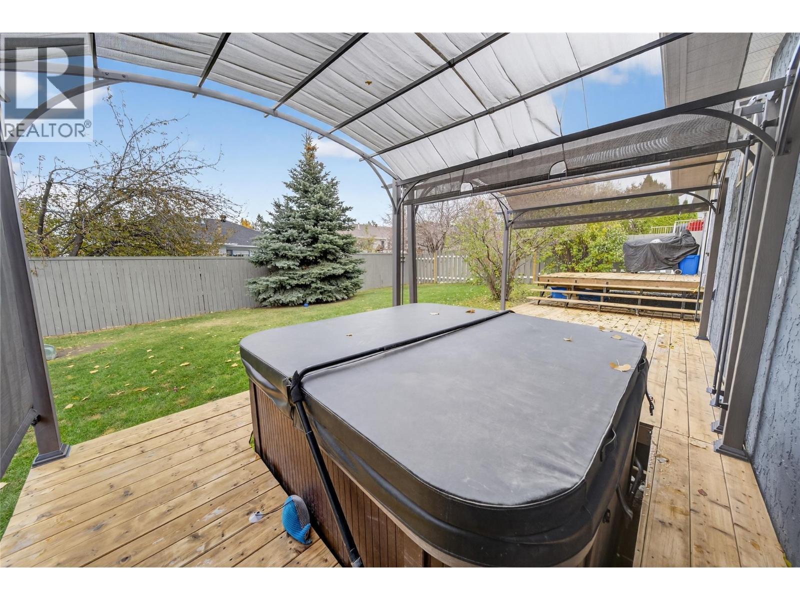 1412 20A Street South Street, Cranbrook, BC - Outdoor With Deck Patio Veranda
