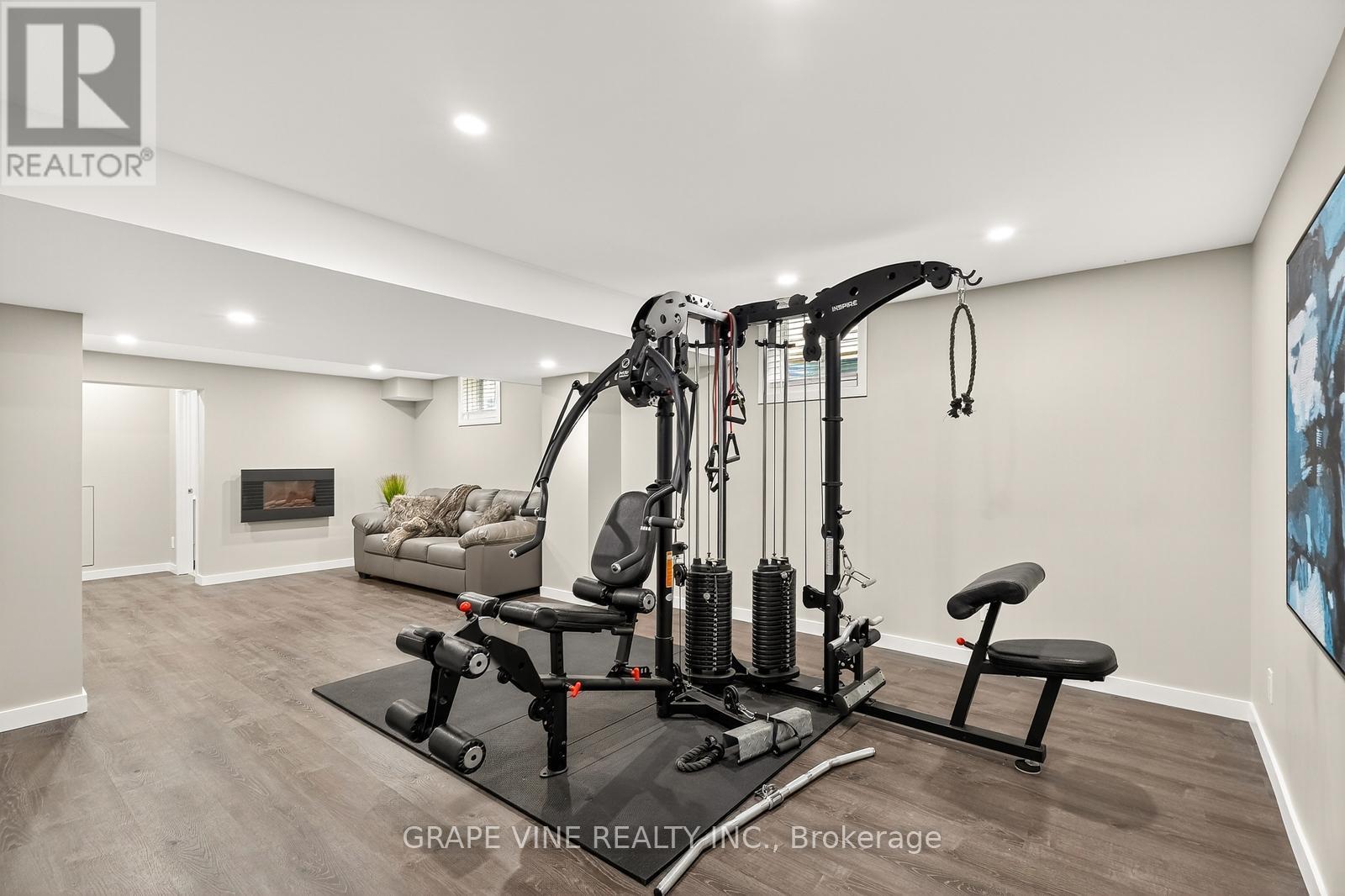 232 Burnaby Drive, Ottawa, ON - Indoor Photo Showing Gym Room