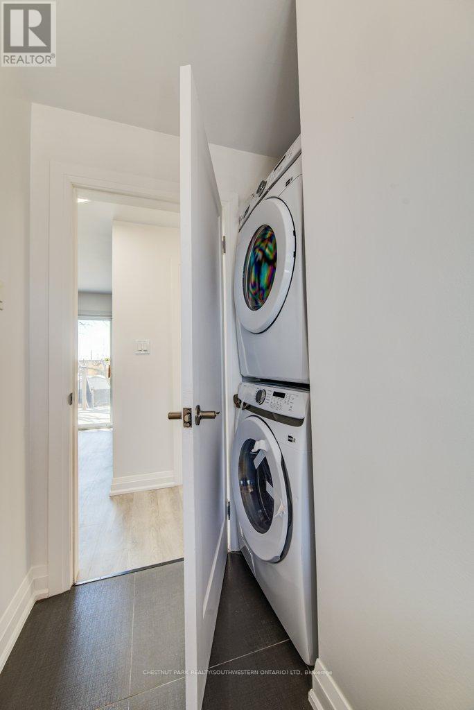 88 Woodhaven Road, Kitchener, ON - Indoor Photo Showing Laundry Room