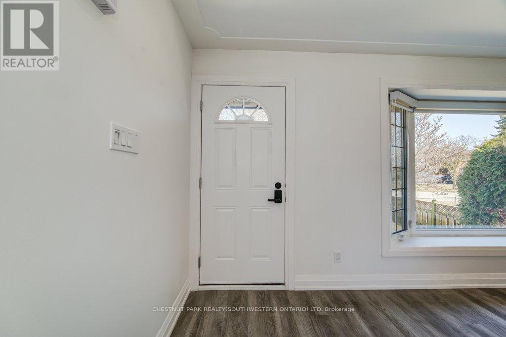 88 Woodhaven Road, Kitchener, ON - Indoor Photo Showing Other Room