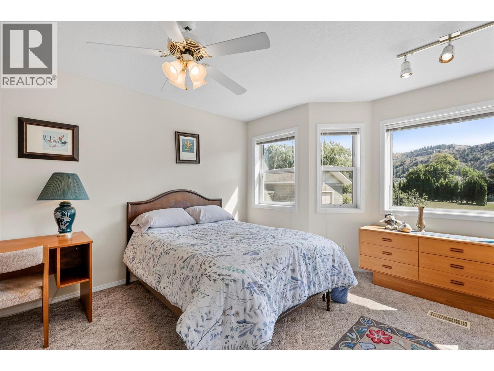 6066 Furrer Road, Kamloops, BC - Indoor Photo Showing Bedroom