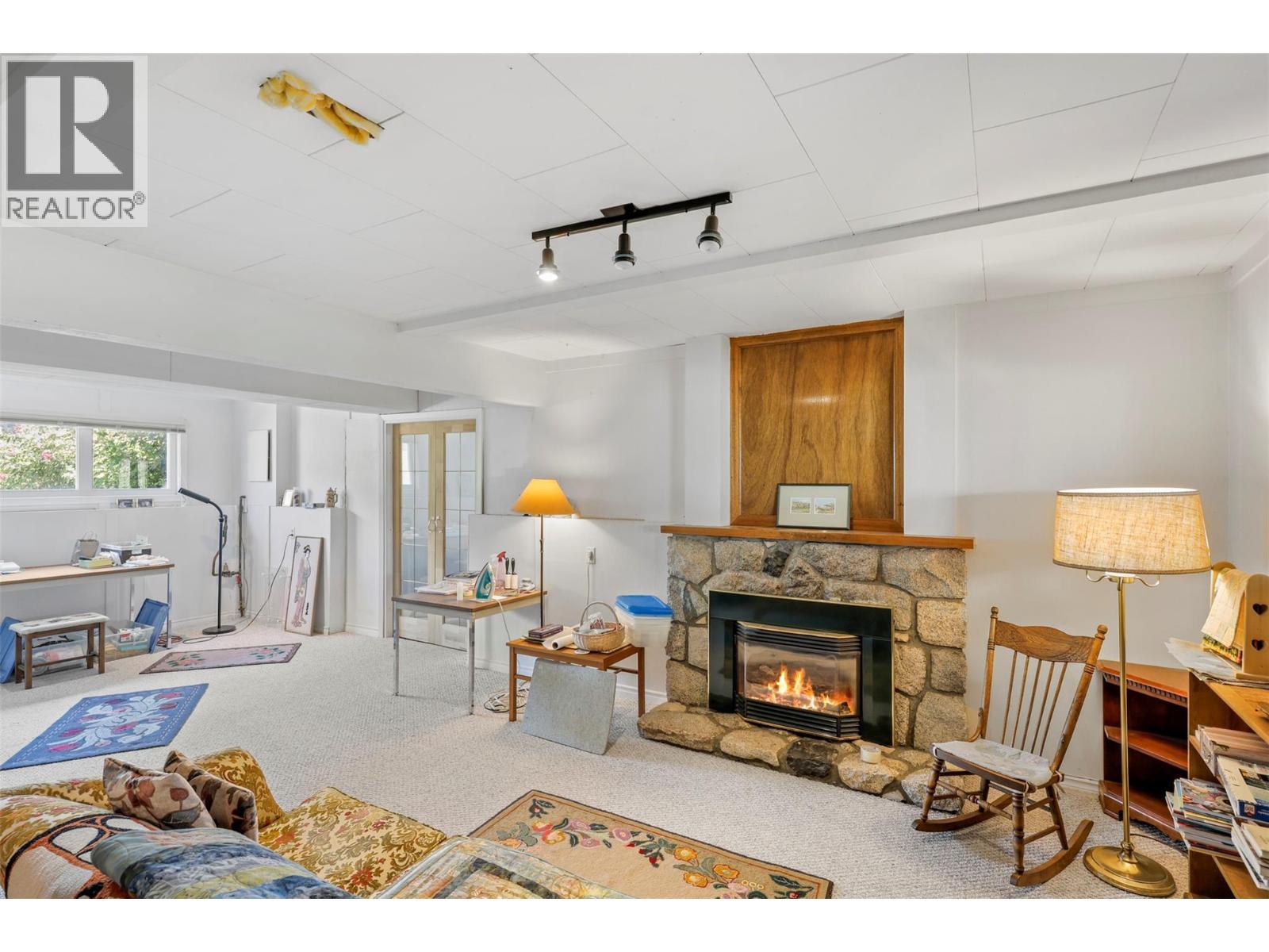 6066 Furrer Road, Kamloops, BC - Indoor Photo Showing Other Room With Fireplace